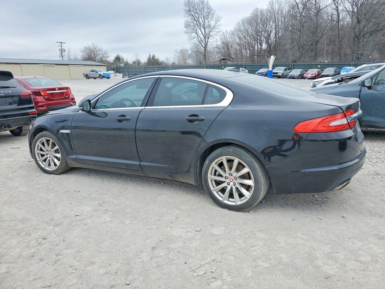 2015 JAGUAR XF 2.0T PREMIUM photo 2