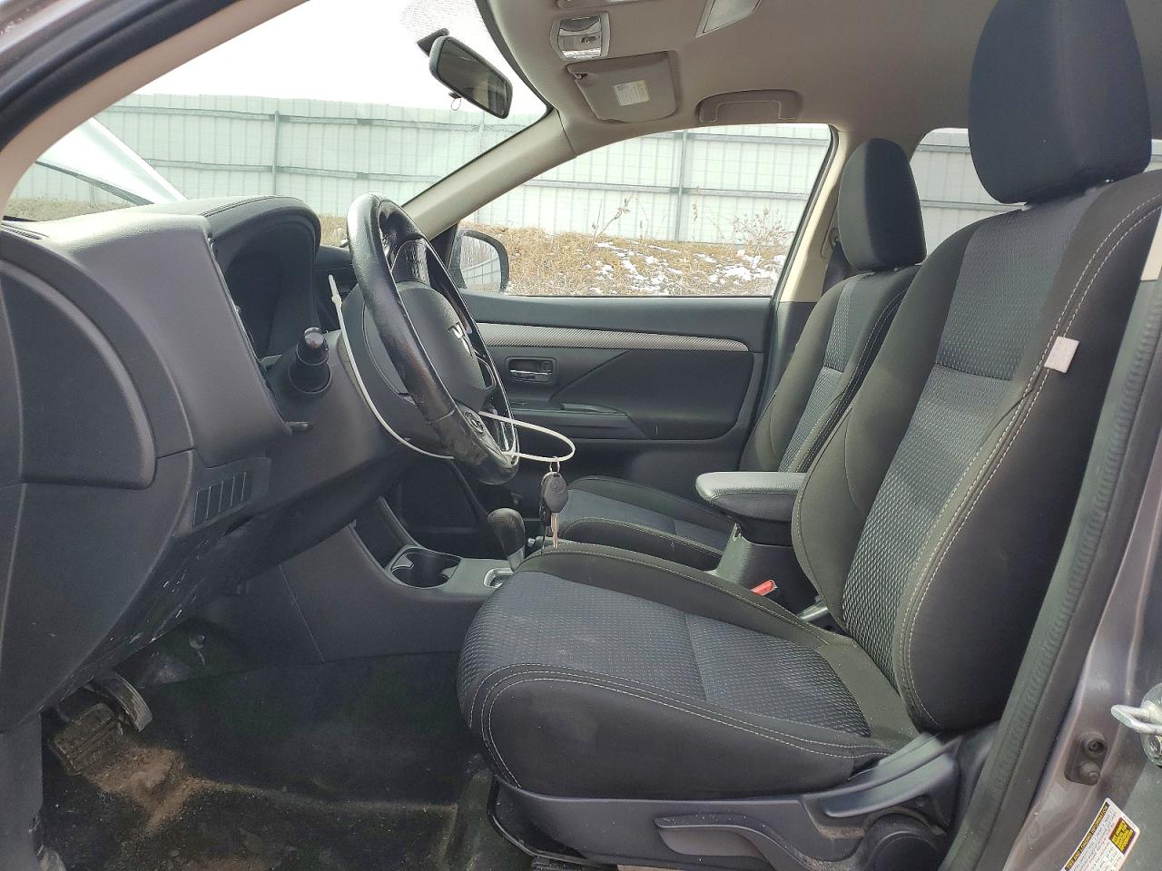 2016 MITSUBISHI OUTLANDER SE photo 7