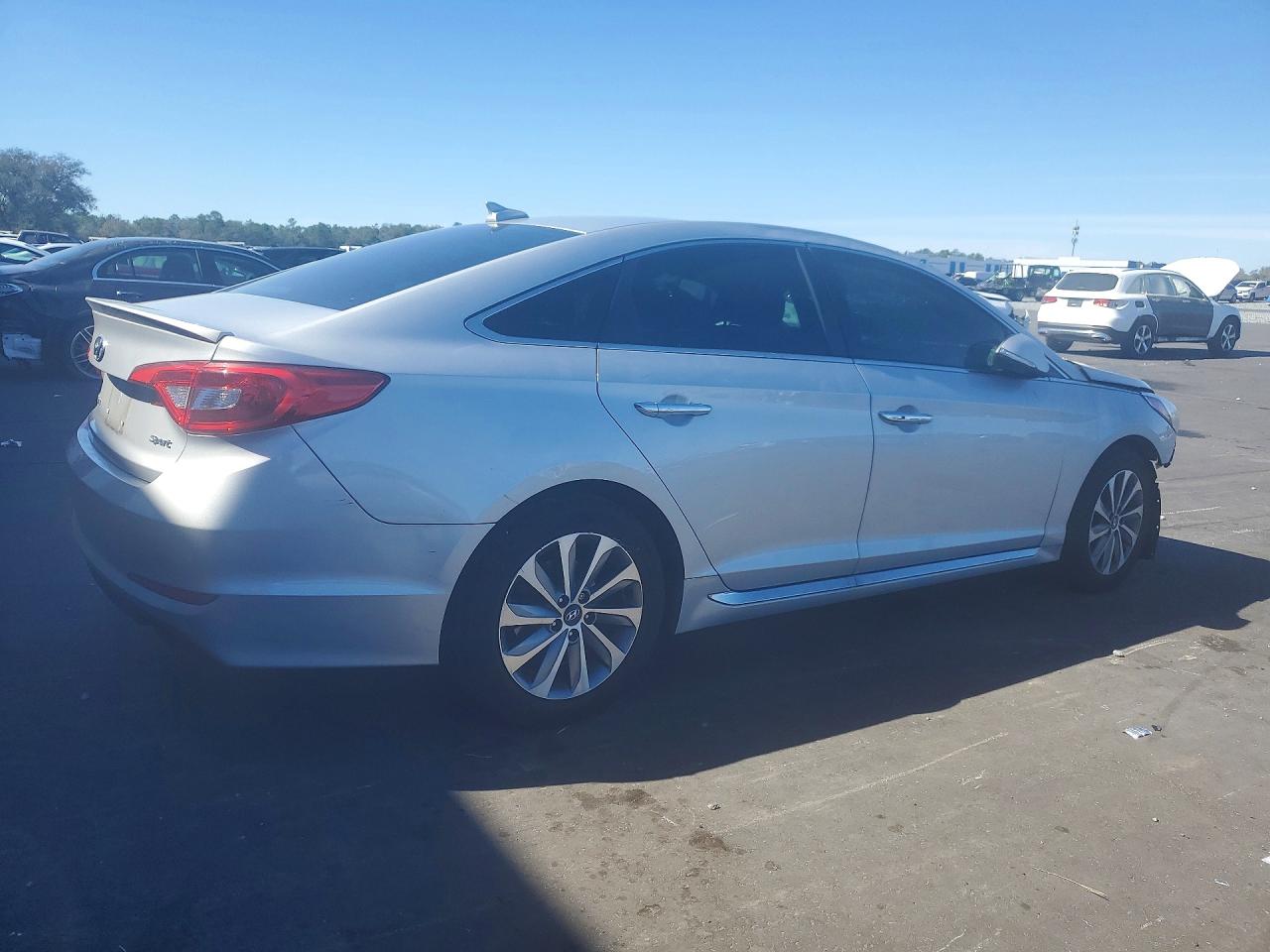 2017 HYUNDAI SONATA SPORT photo 3