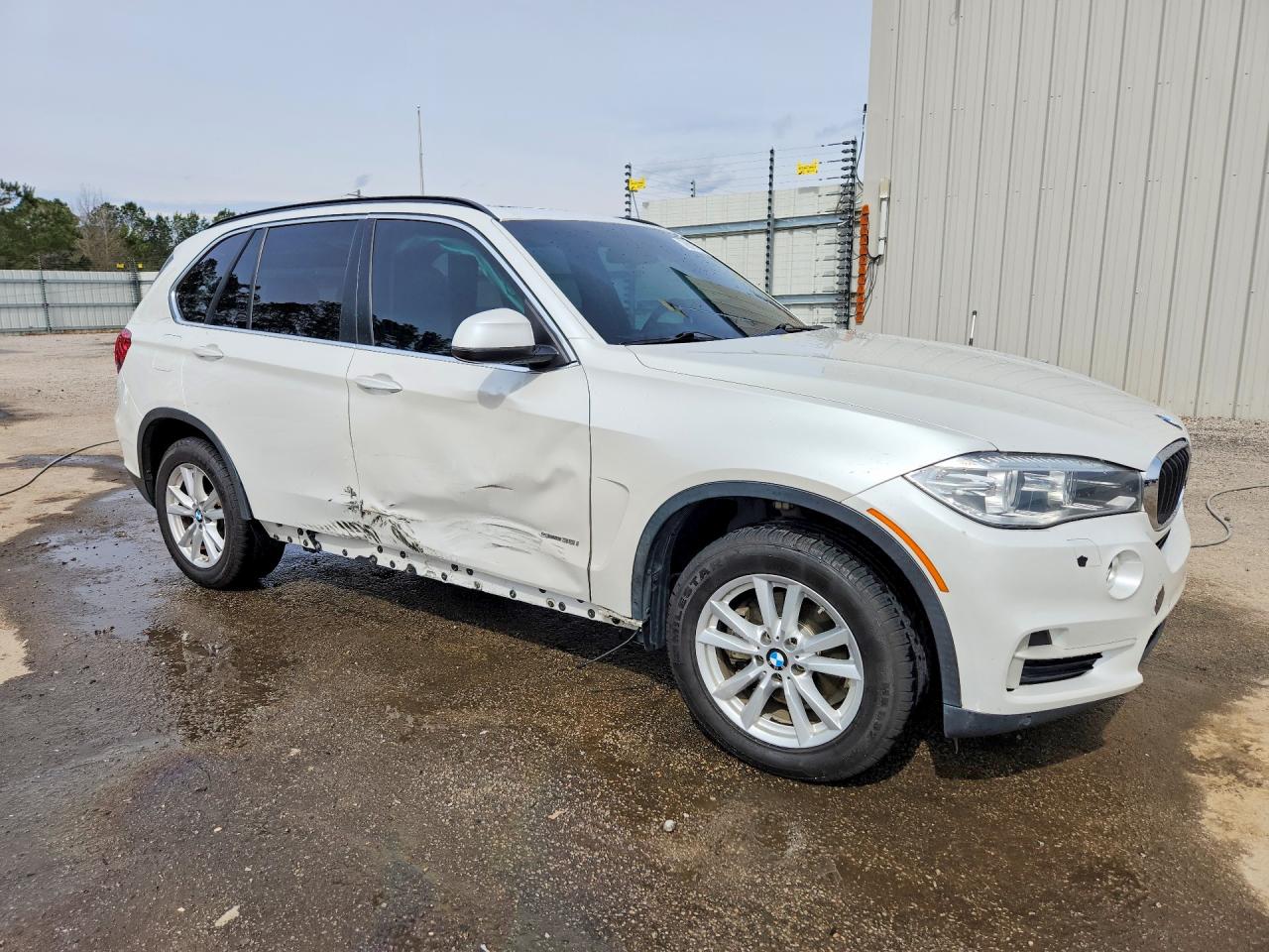 2015 BMW X5 SDRIVE35I photo 4