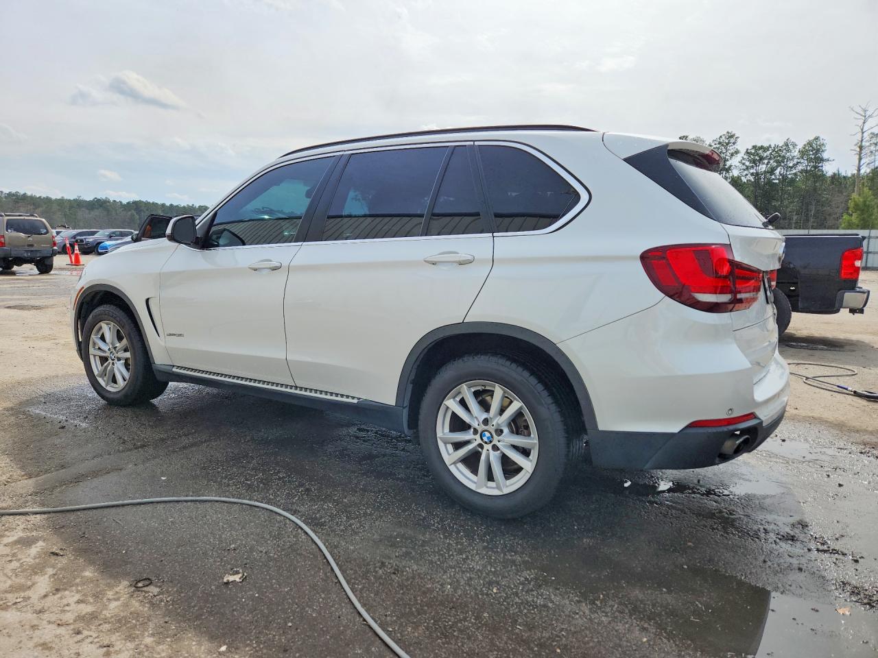 2015 BMW X5 SDRIVE35I photo 2