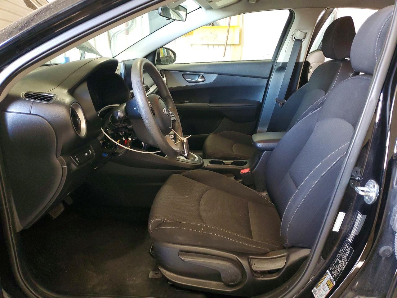 2021 KIA FORTE FE photo 13