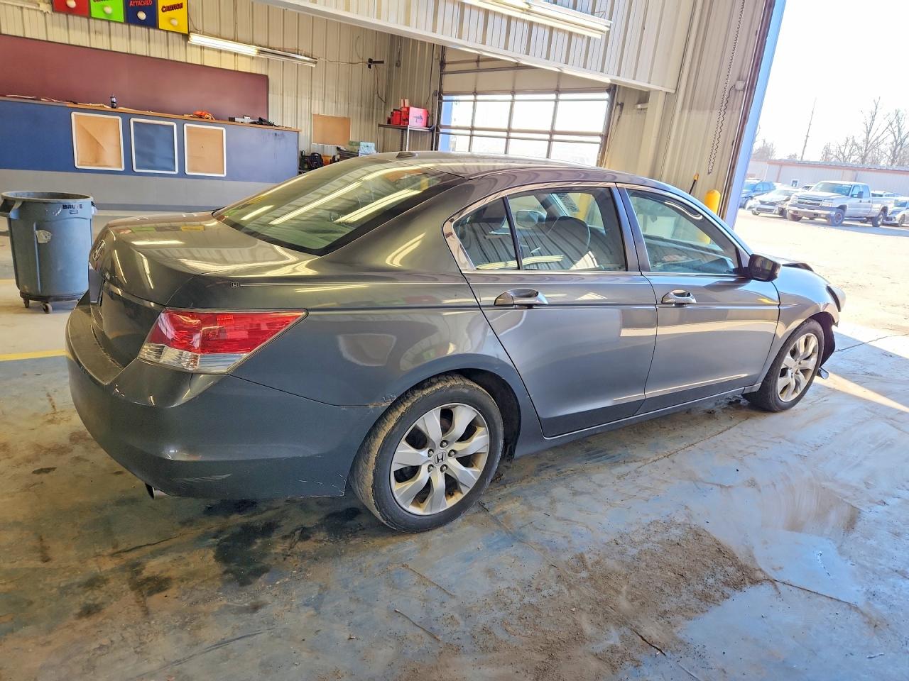 2010 HONDA ACCORD EXL photo 5