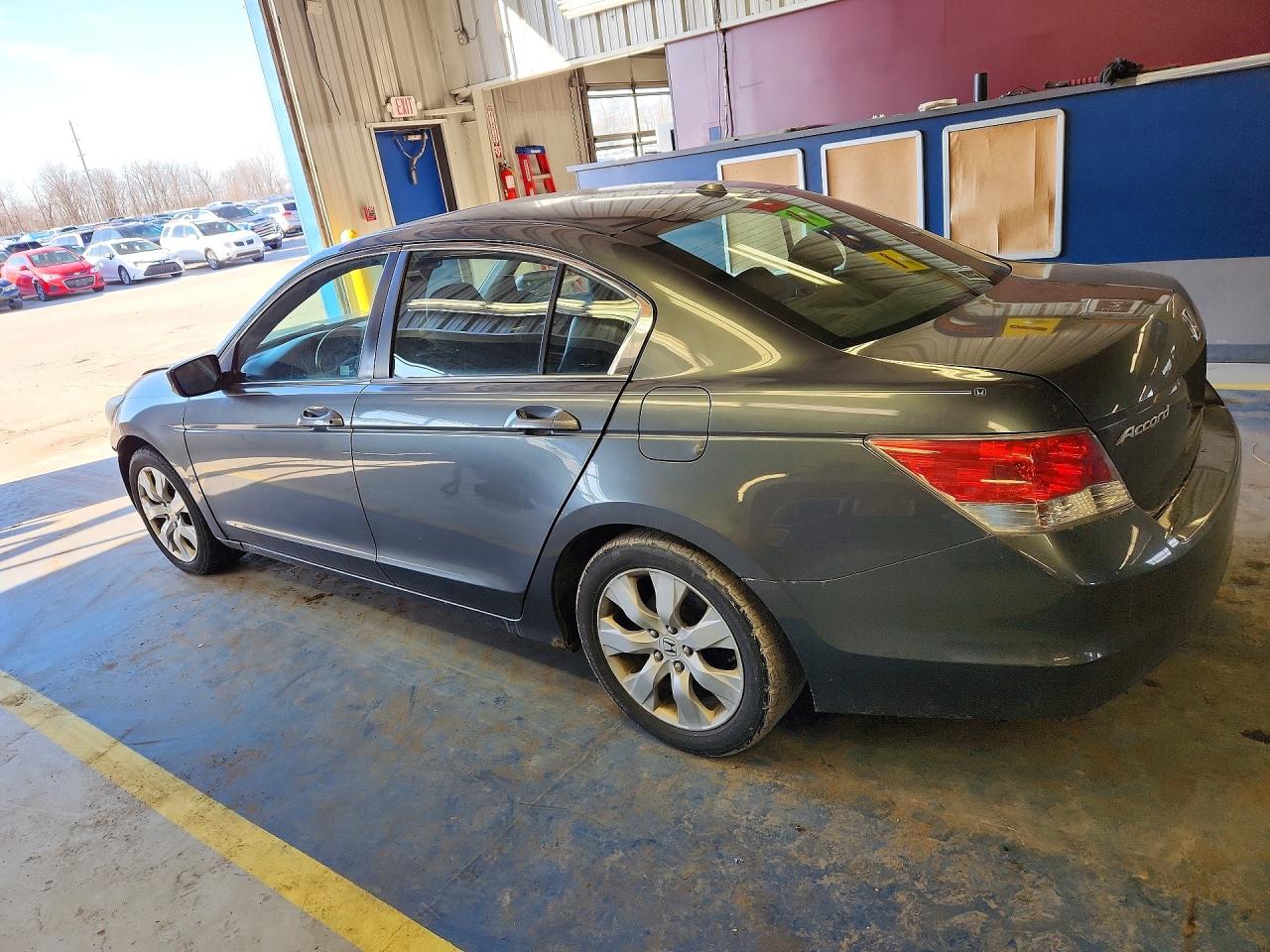 2010 HONDA ACCORD EXL photo 3