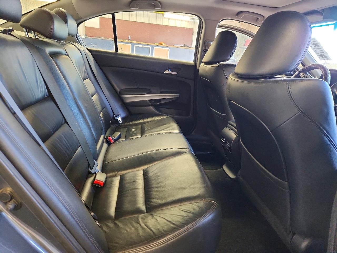 2010 HONDA ACCORD EXL photo 19