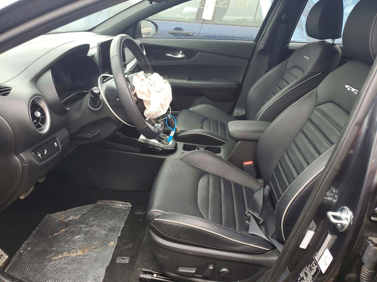2023 KIA FORTE GT-LINE photo 13