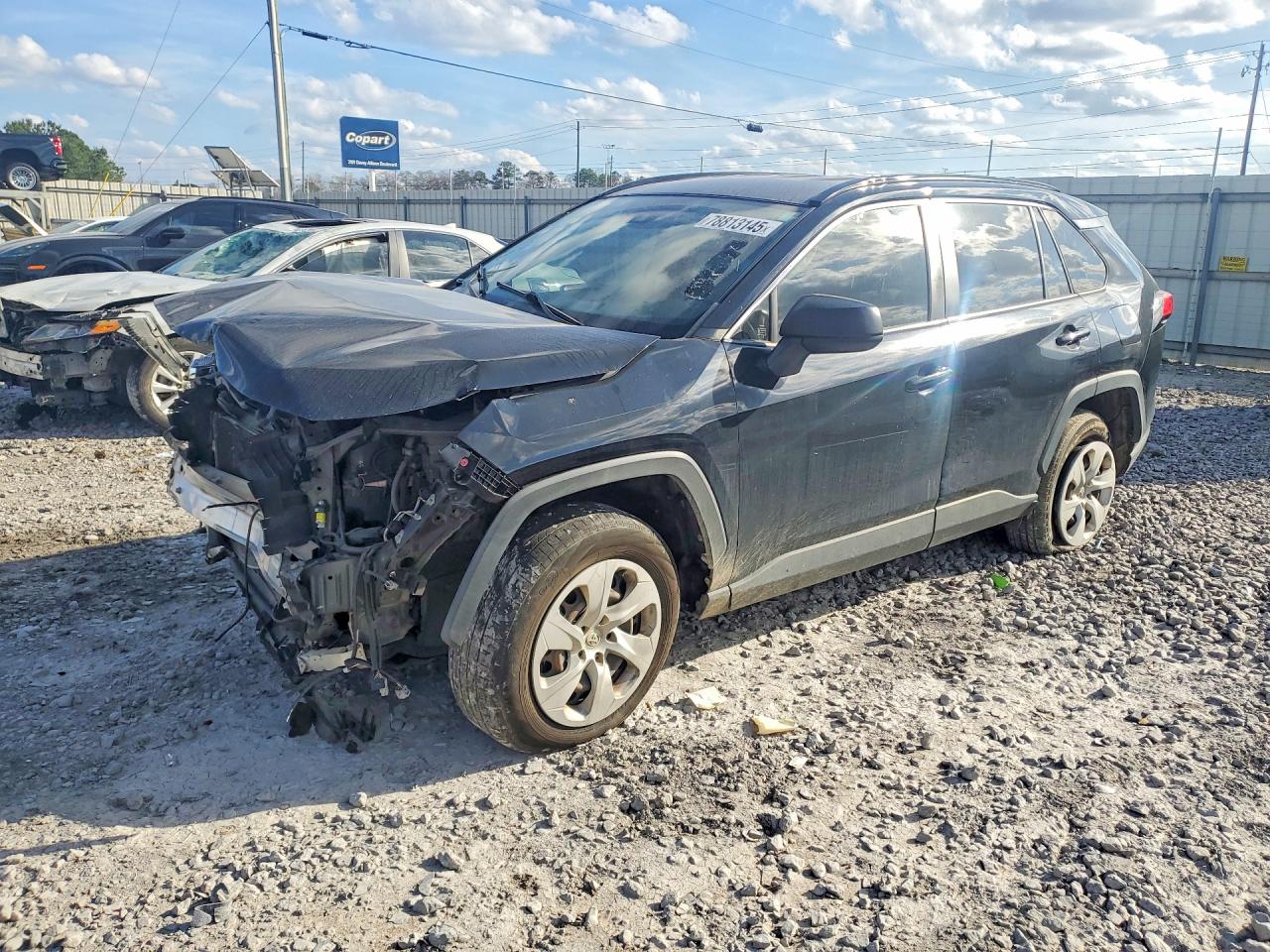 2019 TOYOTA RAV4 LE photo 2