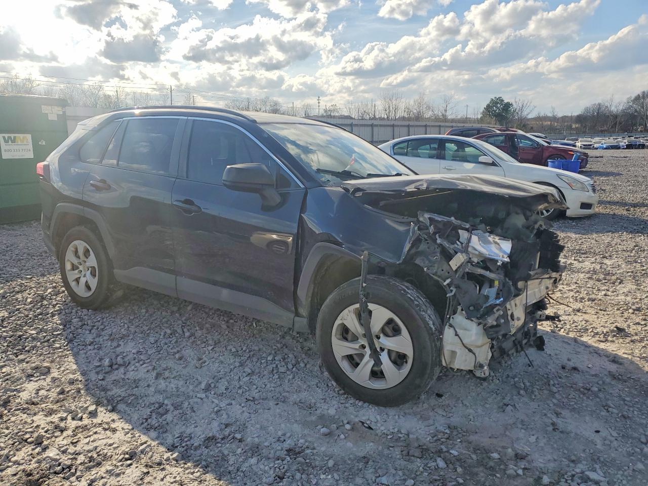 2019 TOYOTA RAV4 LE photo 10