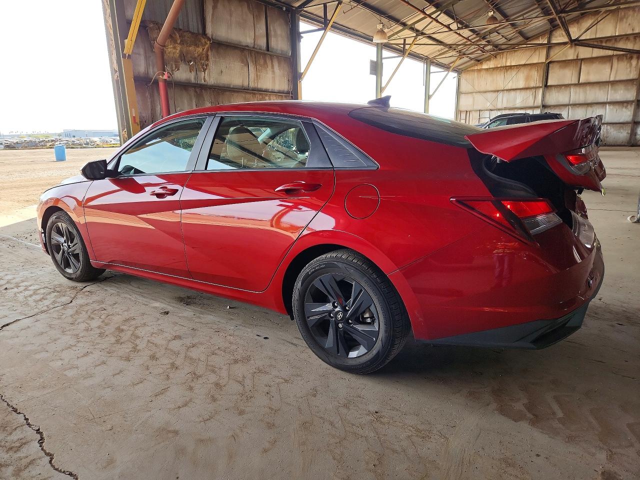 2022 HYUNDAI ELANTRA SEL photo 3