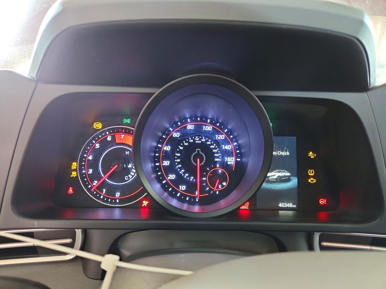 2022 HYUNDAI ELANTRA SEL photo 17