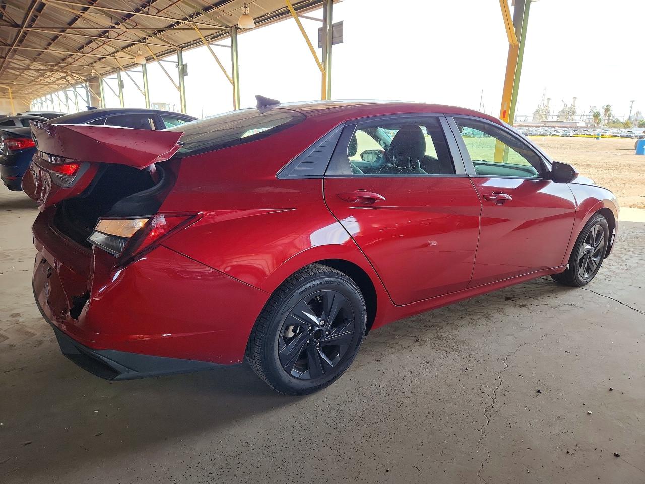 2022 HYUNDAI ELANTRA SEL photo 5