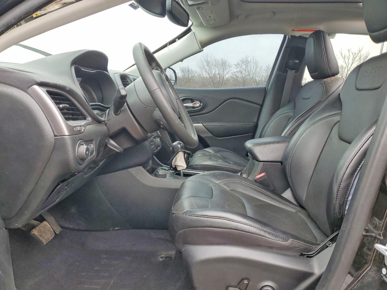 2022 JEEP CHEROKEE LATITUDE LUX photo 13