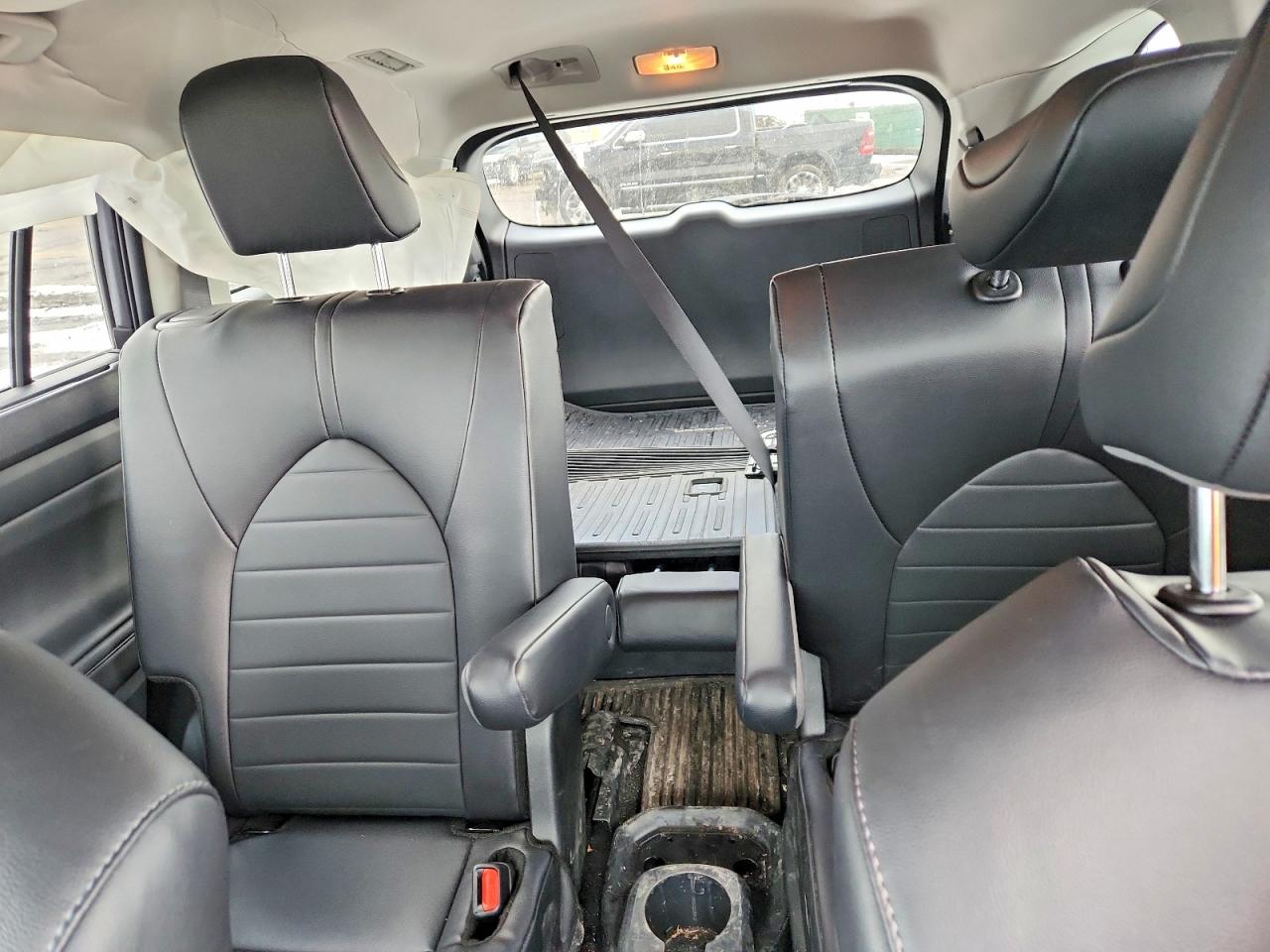 2024 TOYOTA HIGHLANDER HYBRID XLE photo 28
