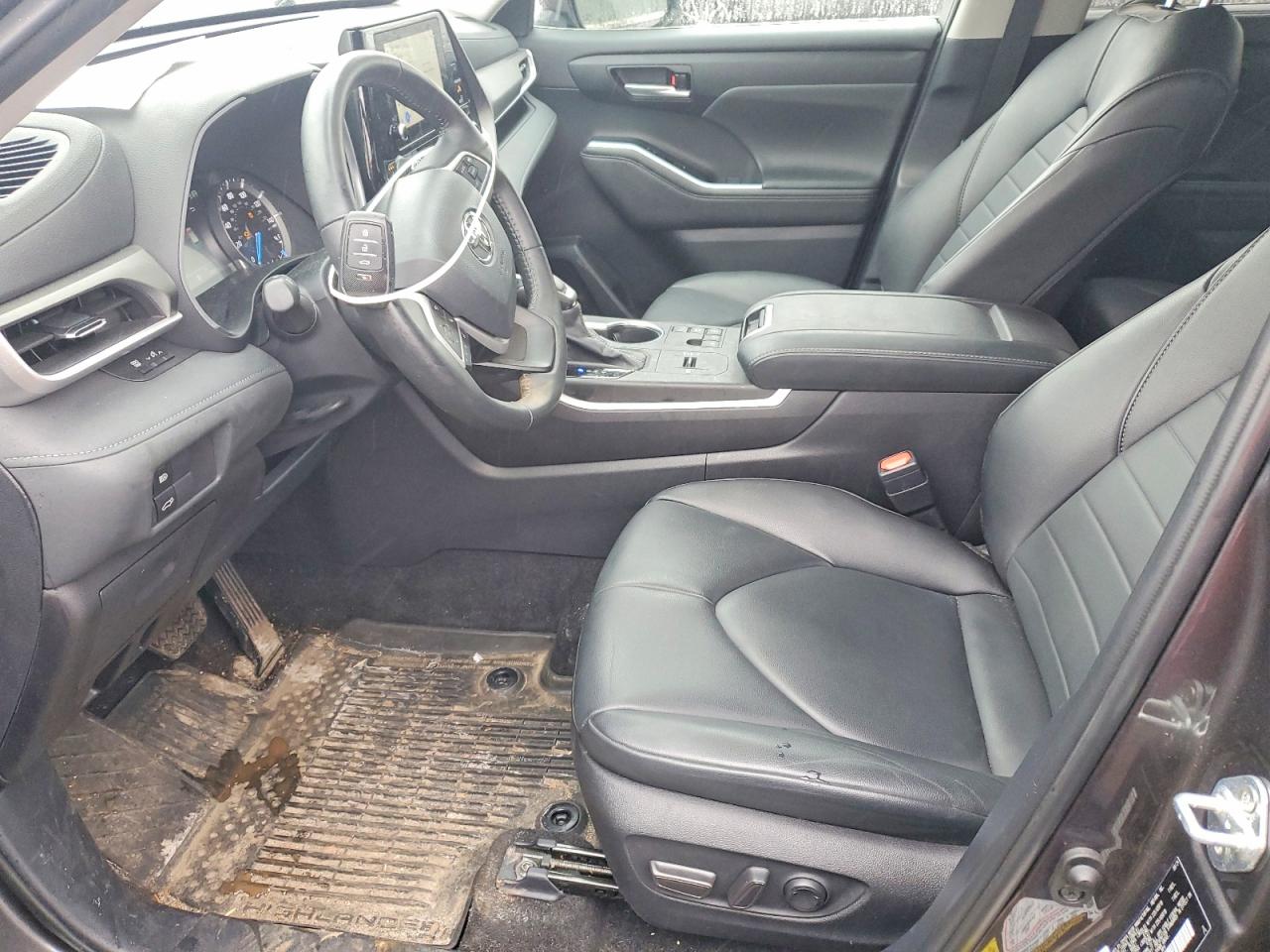 2024 TOYOTA HIGHLANDER HYBRID XLE photo 19