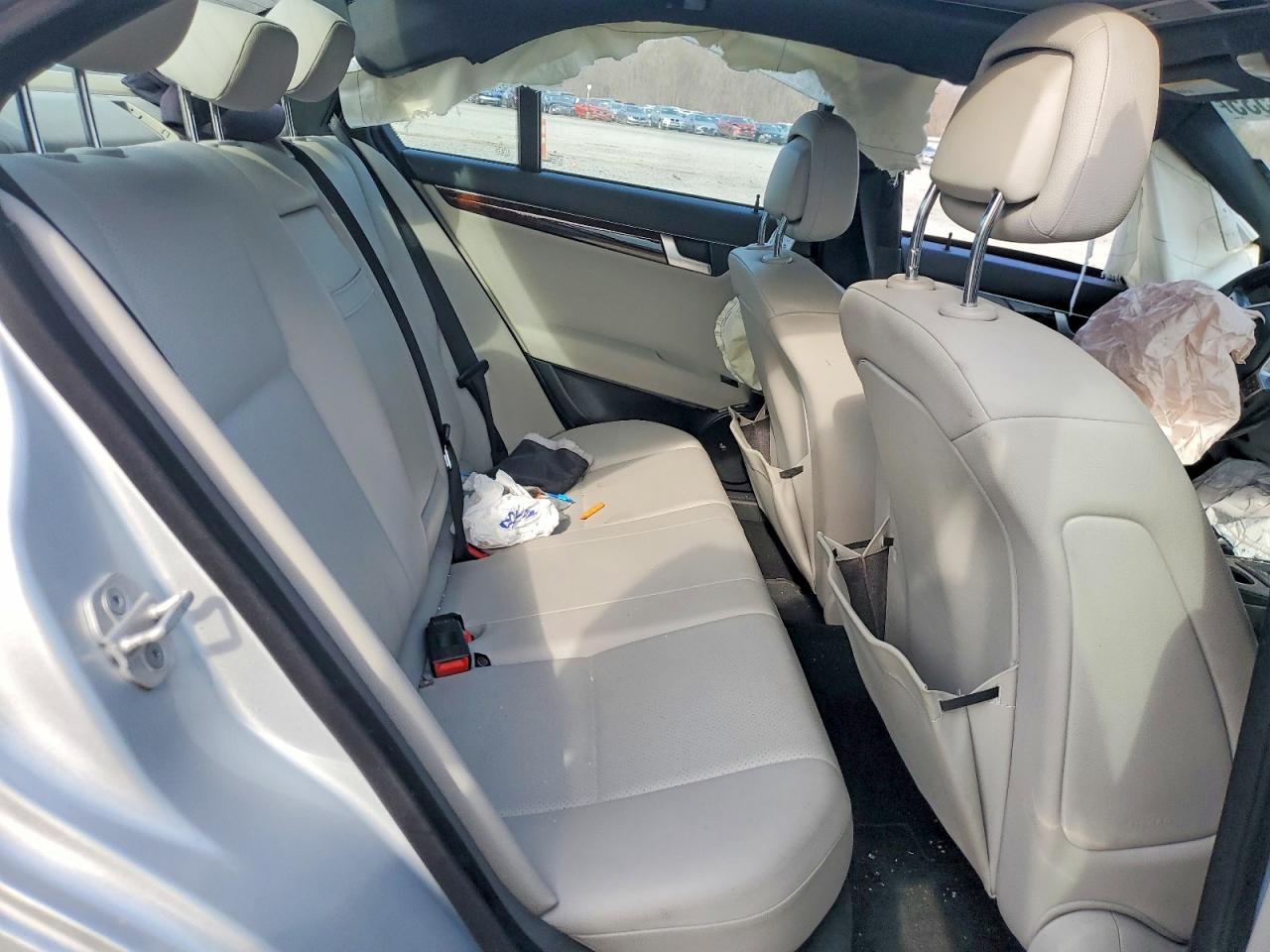 2013 MERCEDES-BENZ C 250 photo 28