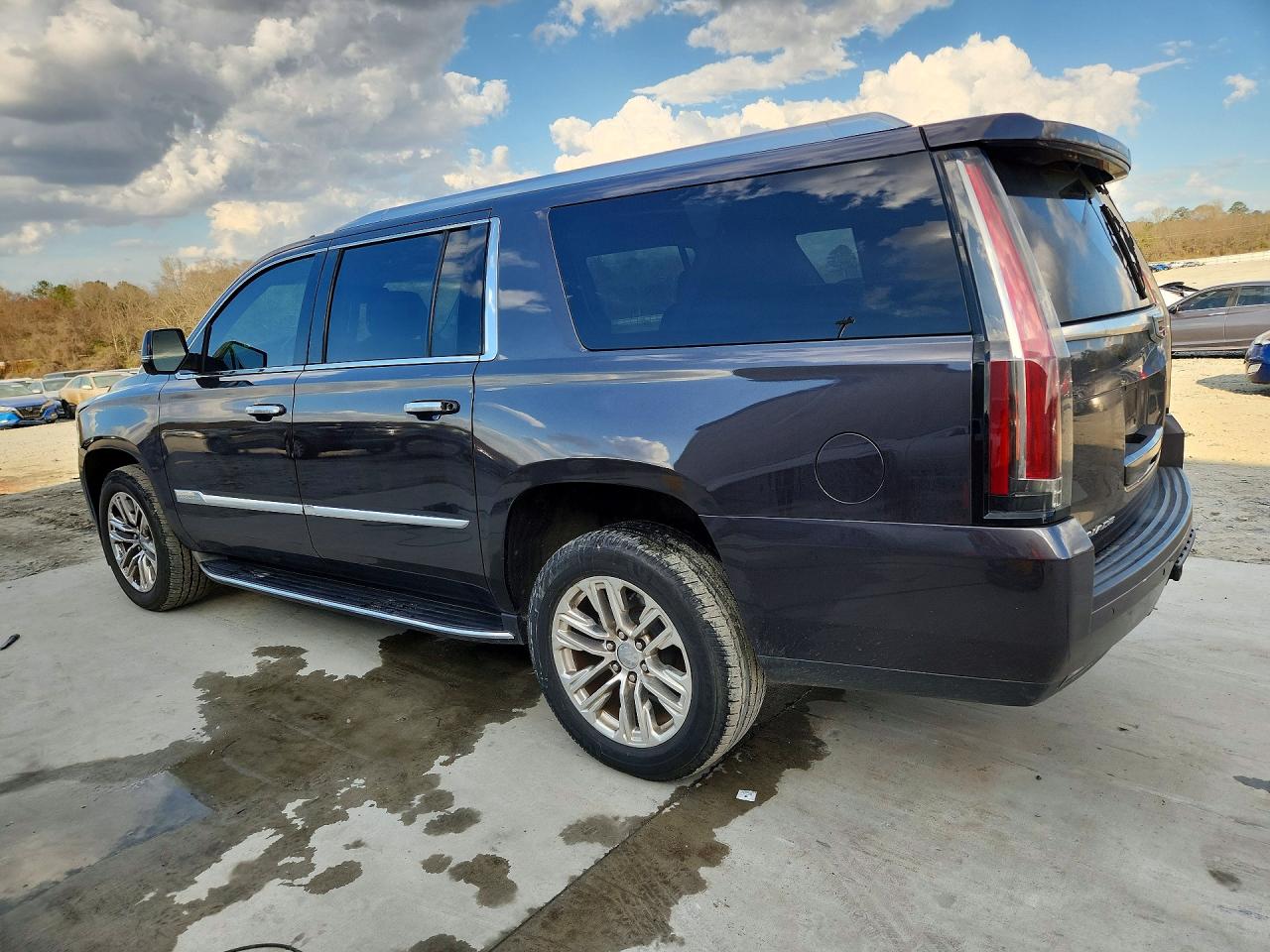 2016 CADILLAC ESCALADE ESV LUXURY photo 2