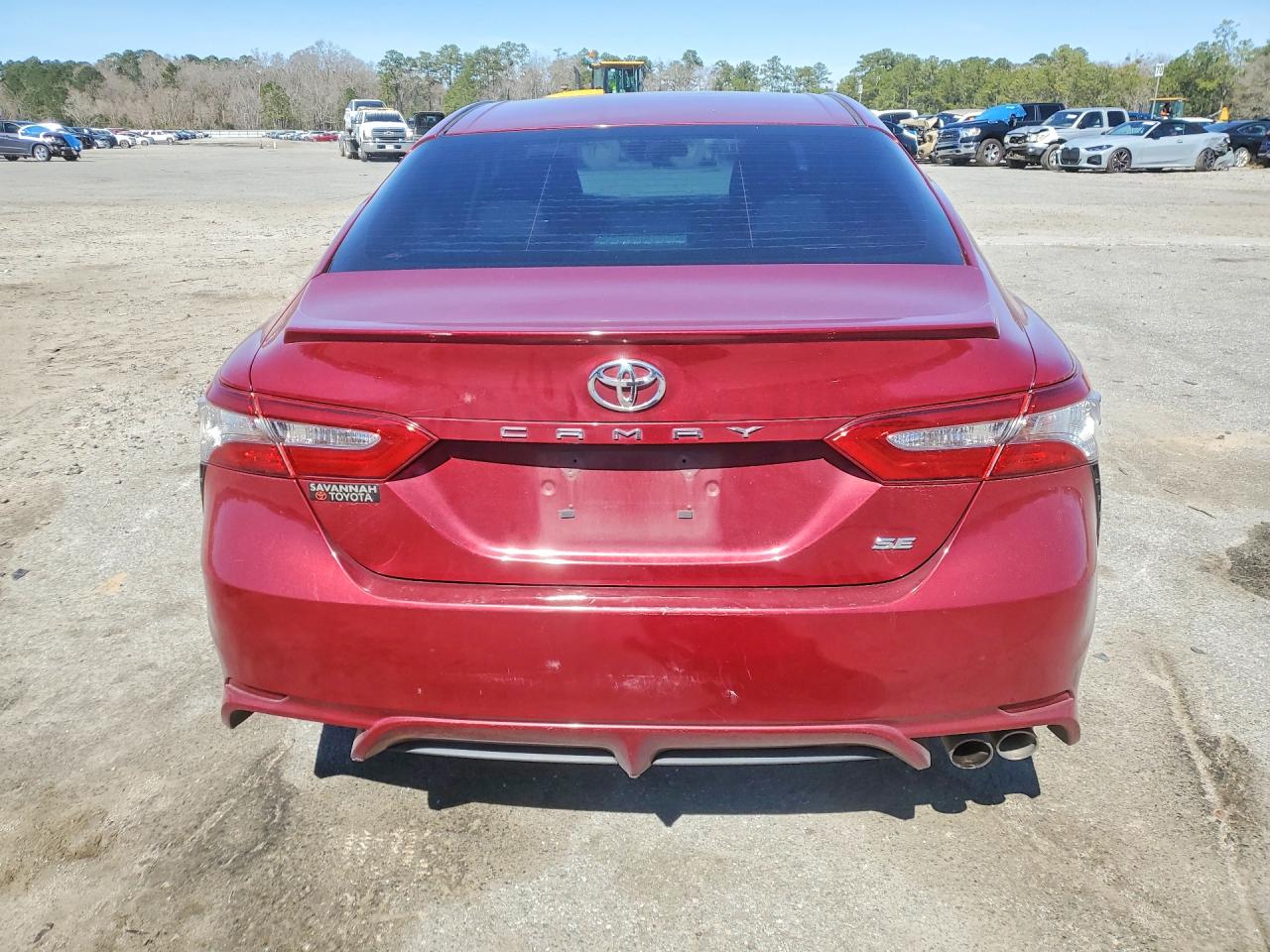 2018 TOYOTA CAMRY SE photo 6