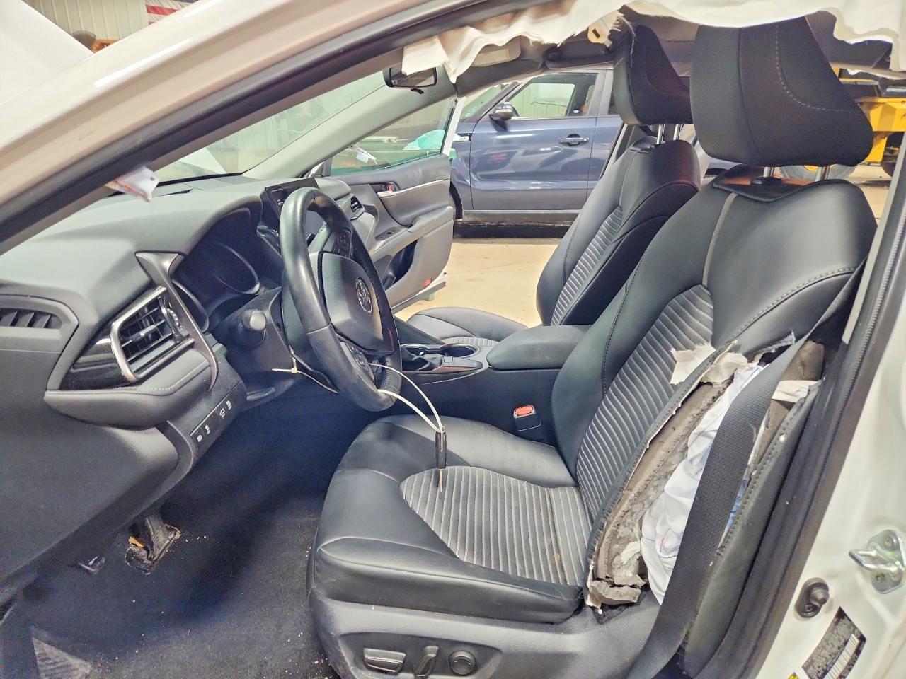 2024 TOYOTA CAMRY SE photo 7