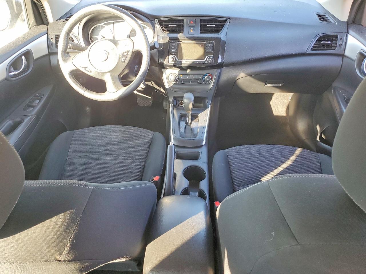 2019 NISSAN SENTRA photo 15