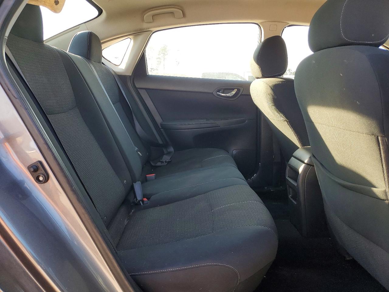 2019 NISSAN SENTRA photo 19