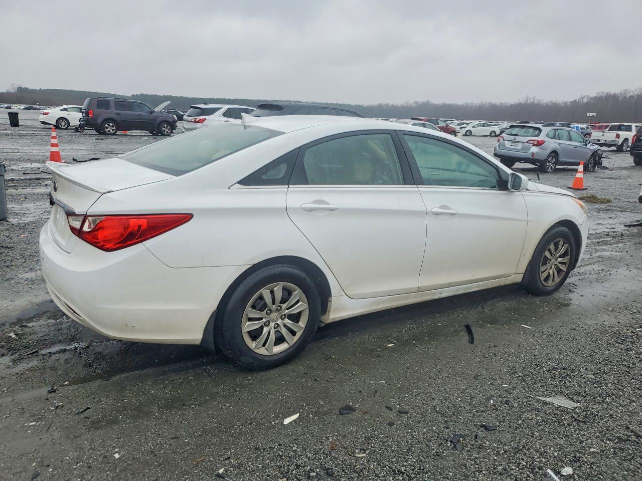 2012 HYUNDAI SONATA GLS photo 5