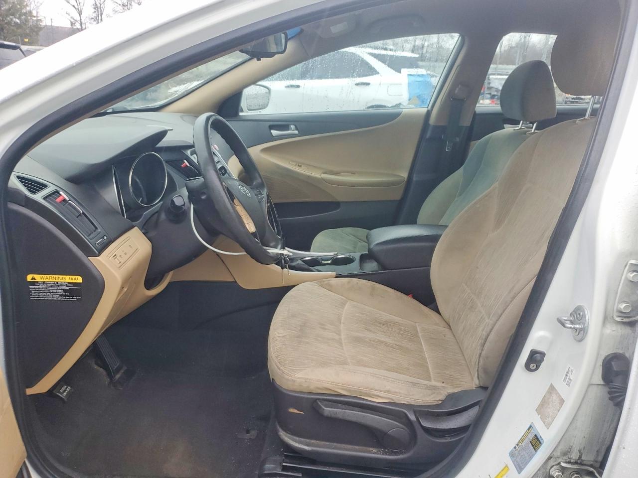 2012 HYUNDAI SONATA GLS photo 13