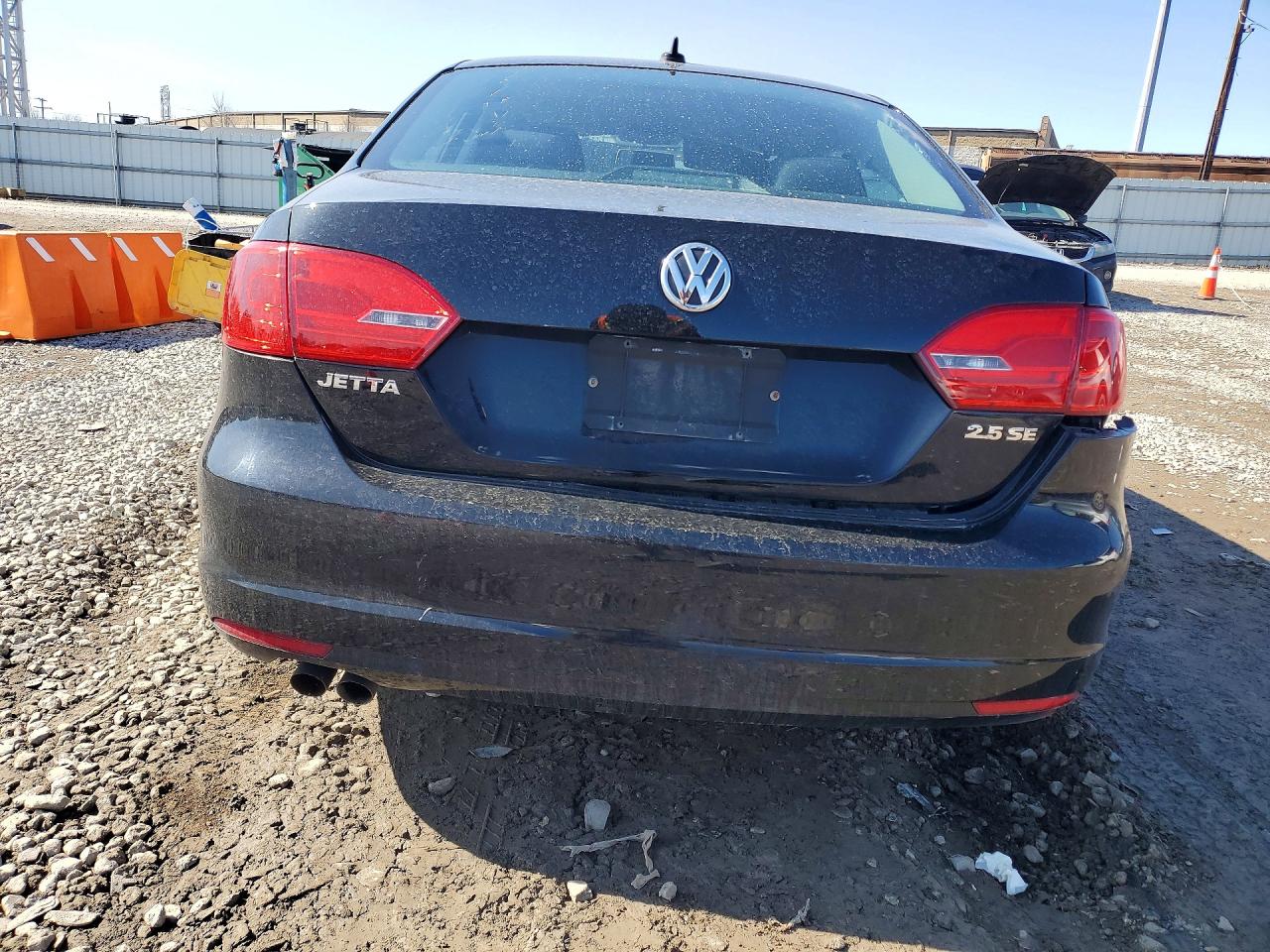 2012 VOLKSWAGEN JETTA SE photo 11