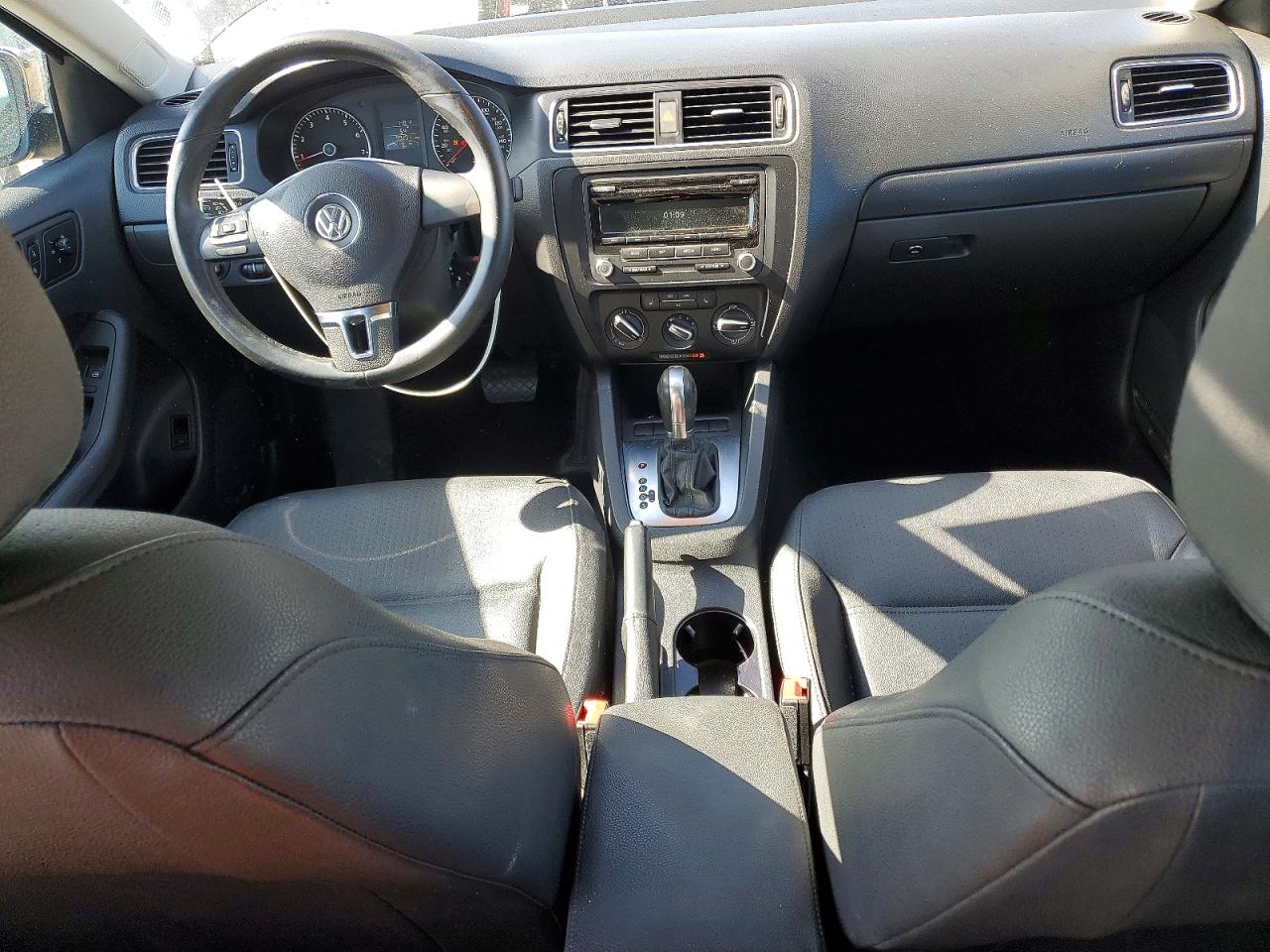 2012 VOLKSWAGEN JETTA SE photo 15