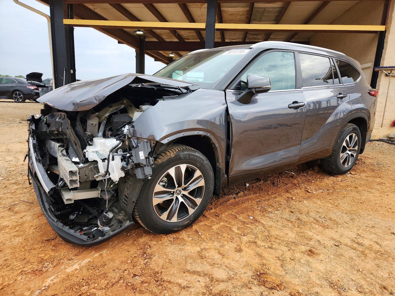 2023 TOYOTA HIGHLANDER