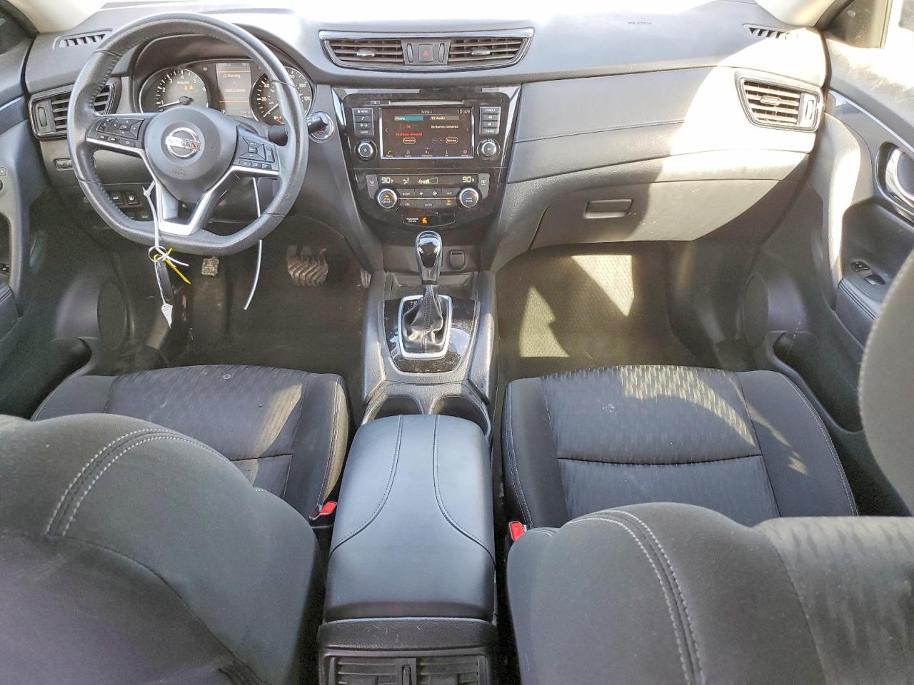 2019 NISSAN ROGUE SV photo 8