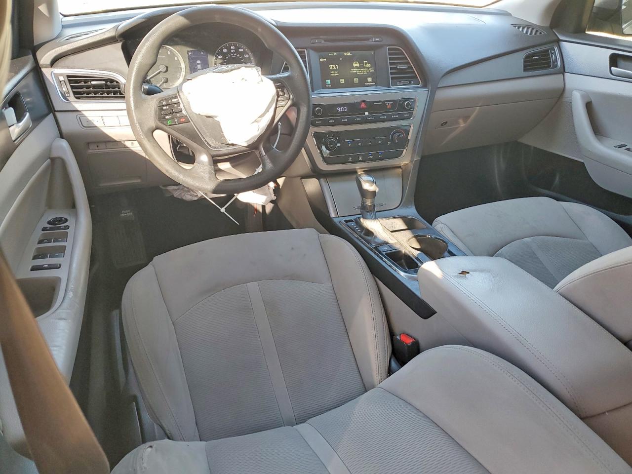 2016 HYUNDAI SONATA SE photo 8