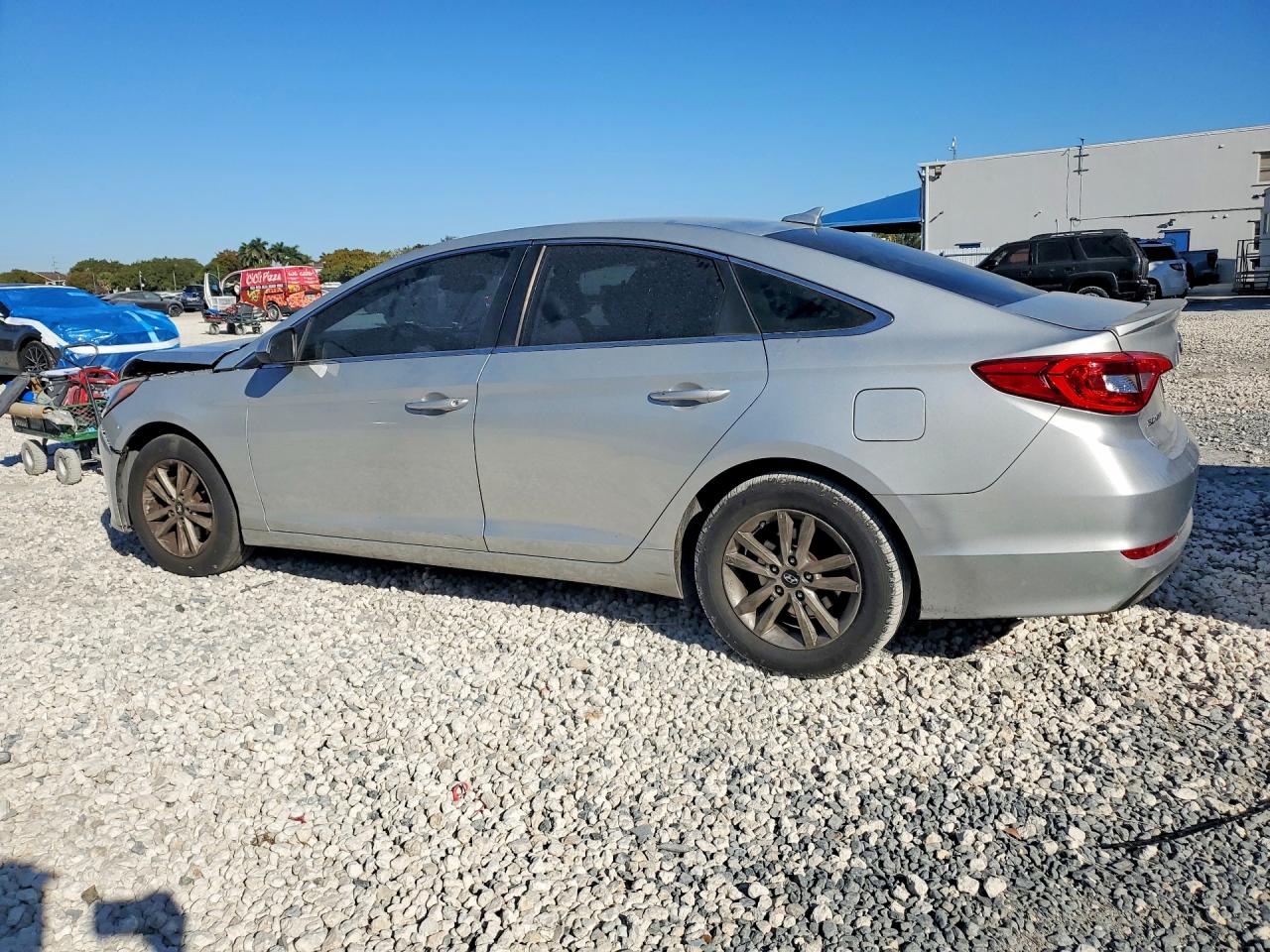 2016 HYUNDAI SONATA SE photo 2