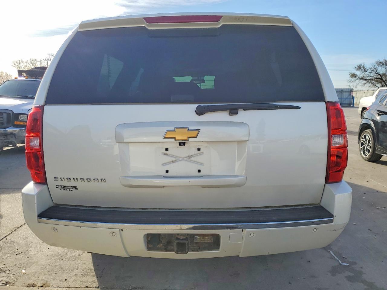 2013 CHEVROLET SUBURBAN K1500 LTZ photo 16