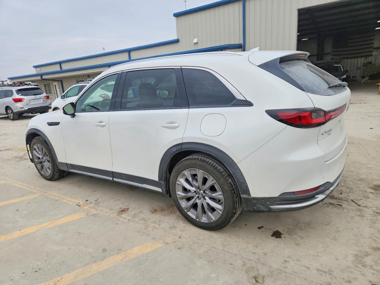 2024 MAZDA CX-90 PREMIUM PLUS photo 3