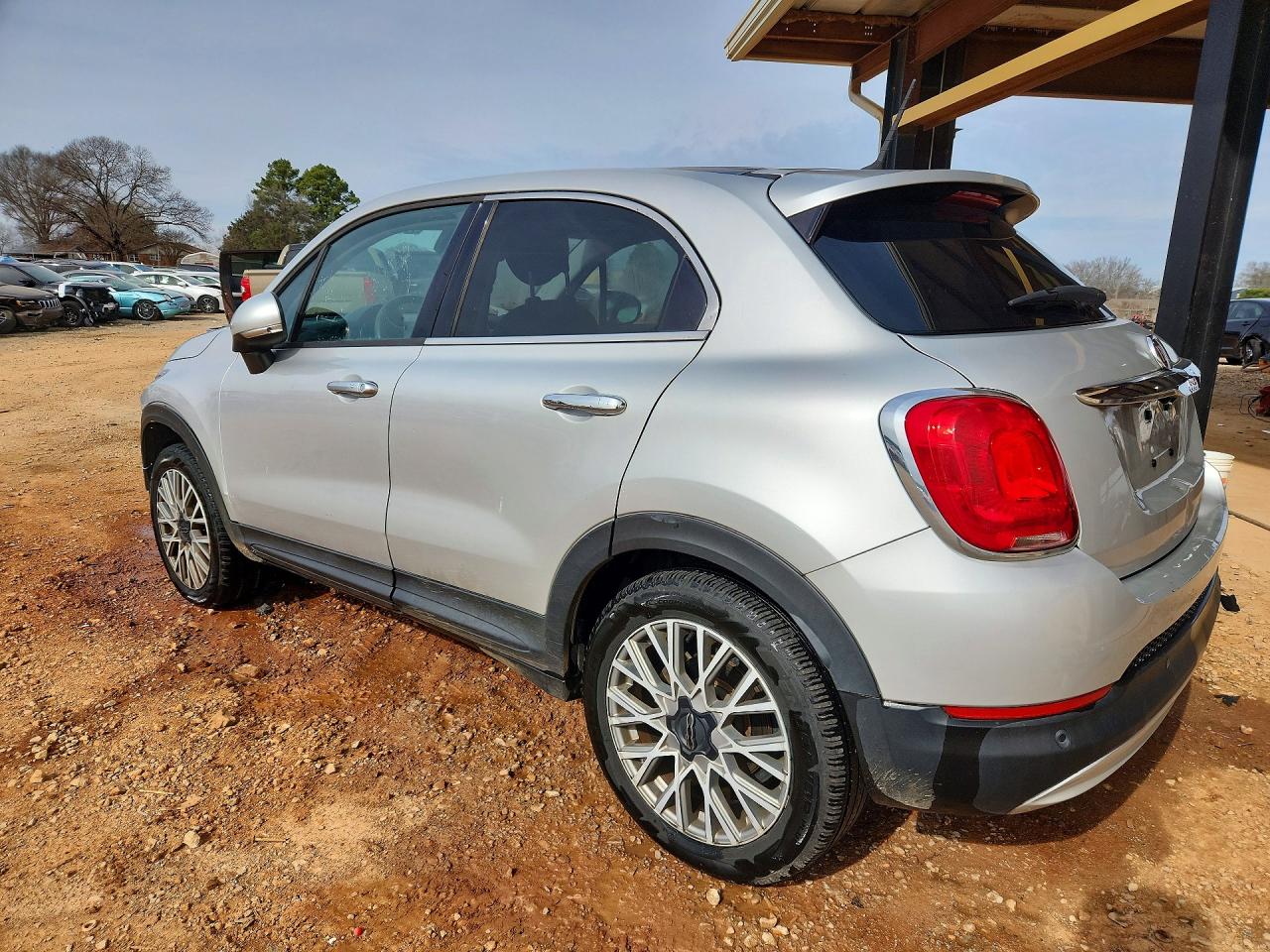 2017 FIAT 500X LOUNGE photo 2