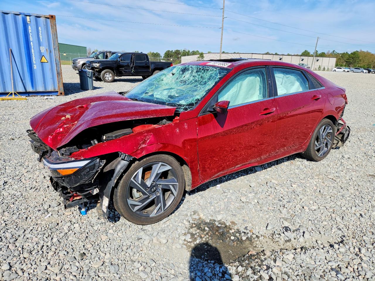 2024 HYUNDAI ELANTRA