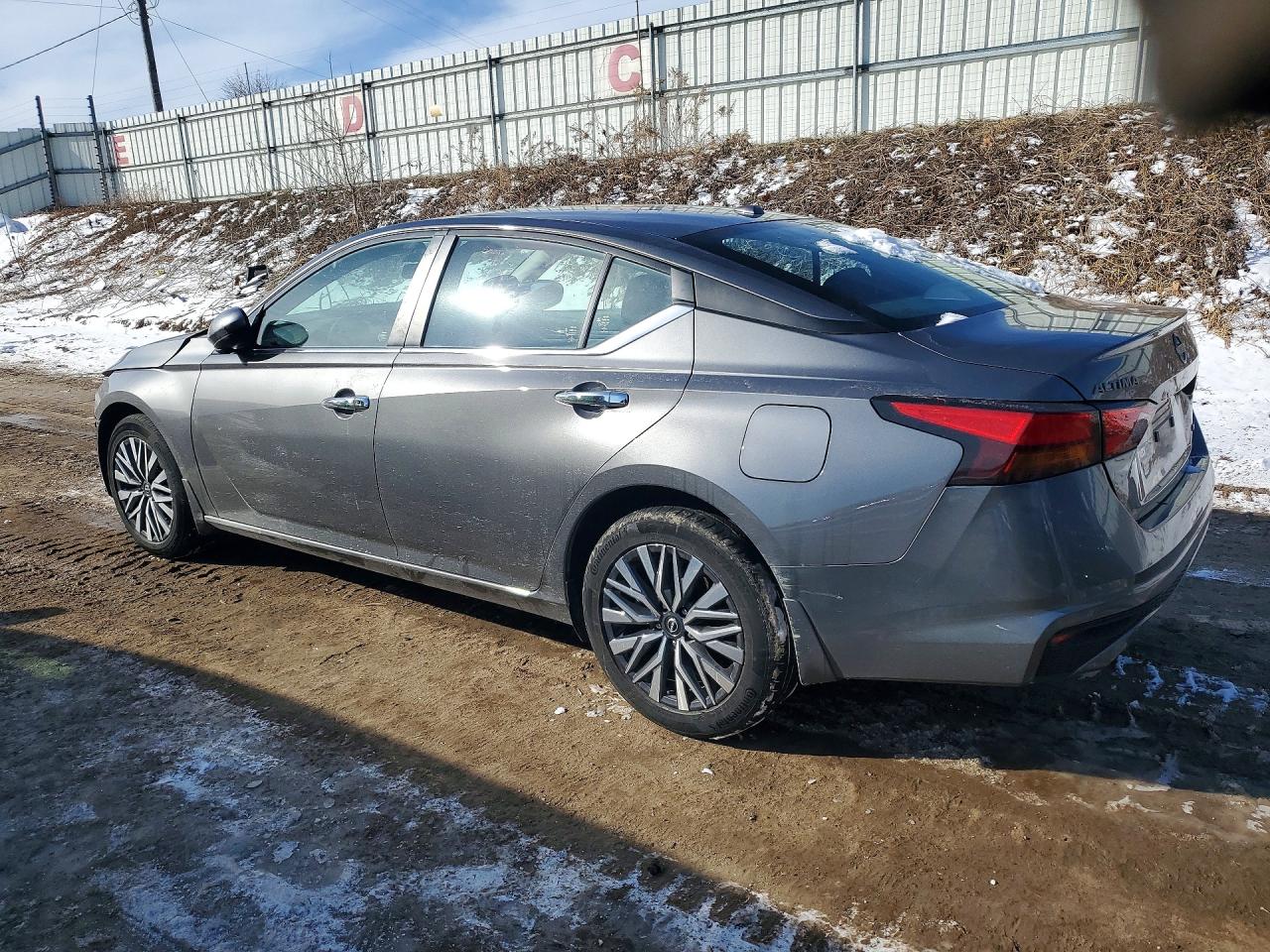 2024 NISSAN ALTIMA 2.5 SV photo 2