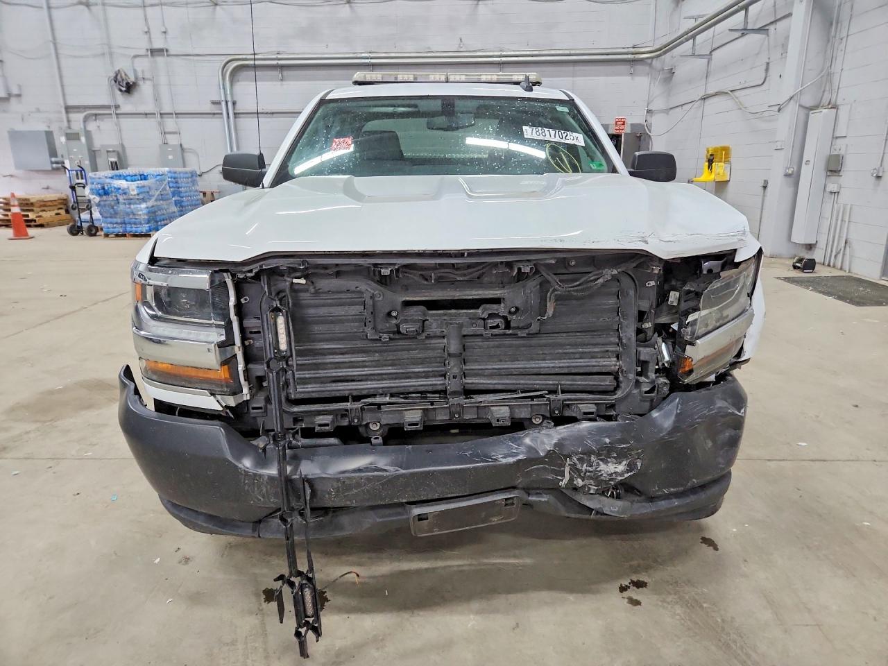 2018 CHEVROLET SILVERADO K1500 photo 9
