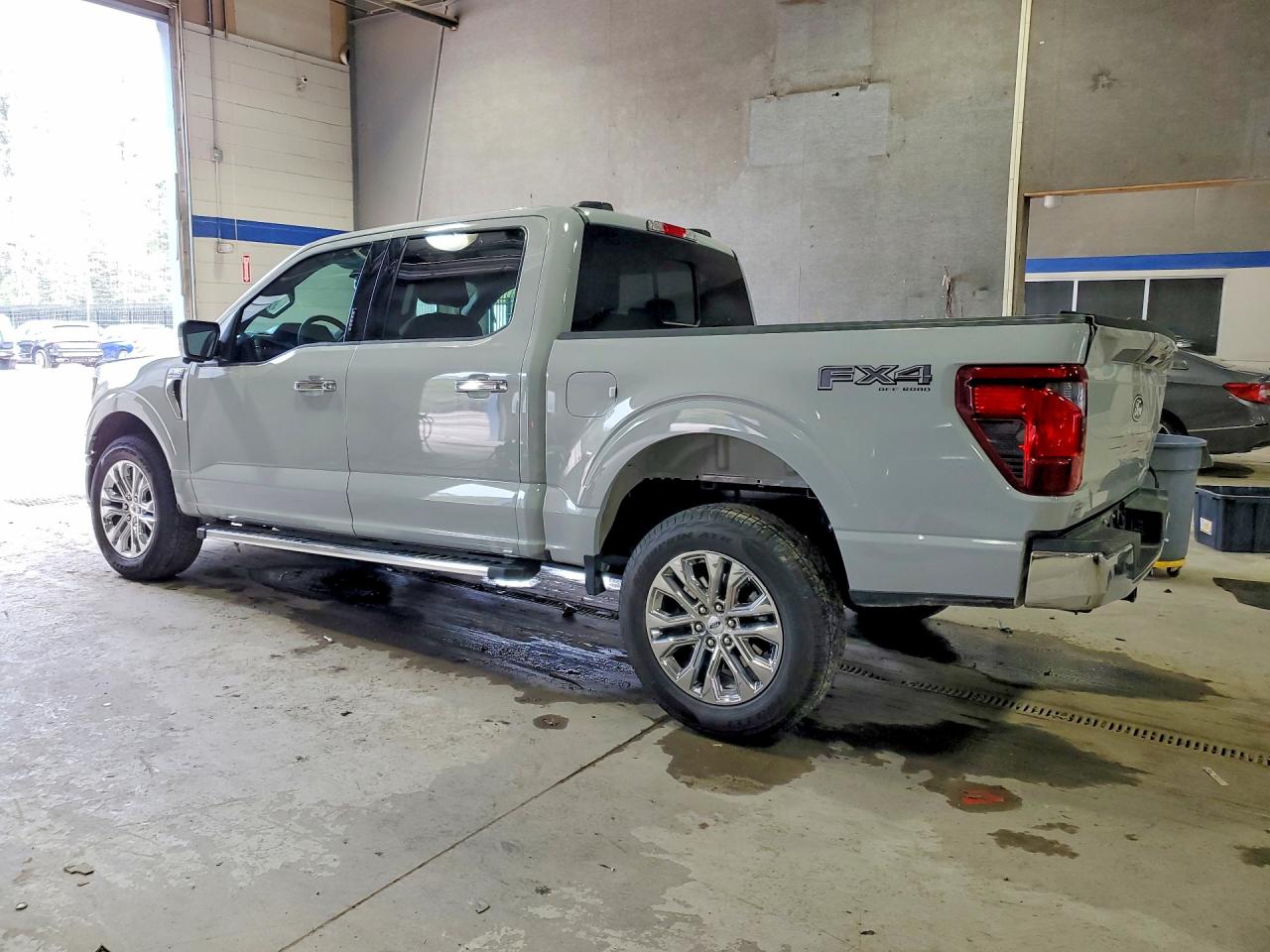 2024 FORD F150 XLT photo 4