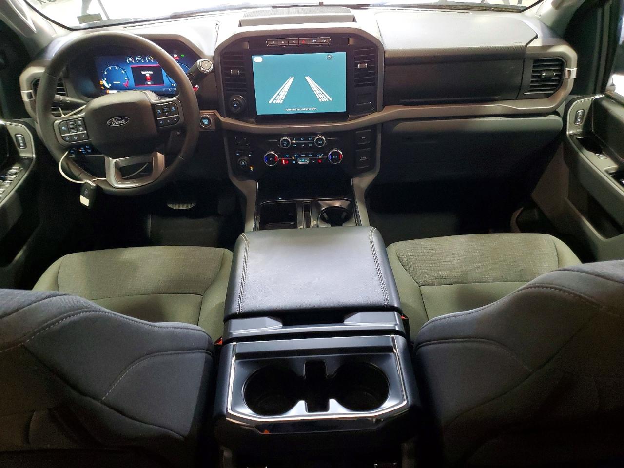 2024 FORD F150 XLT photo 22