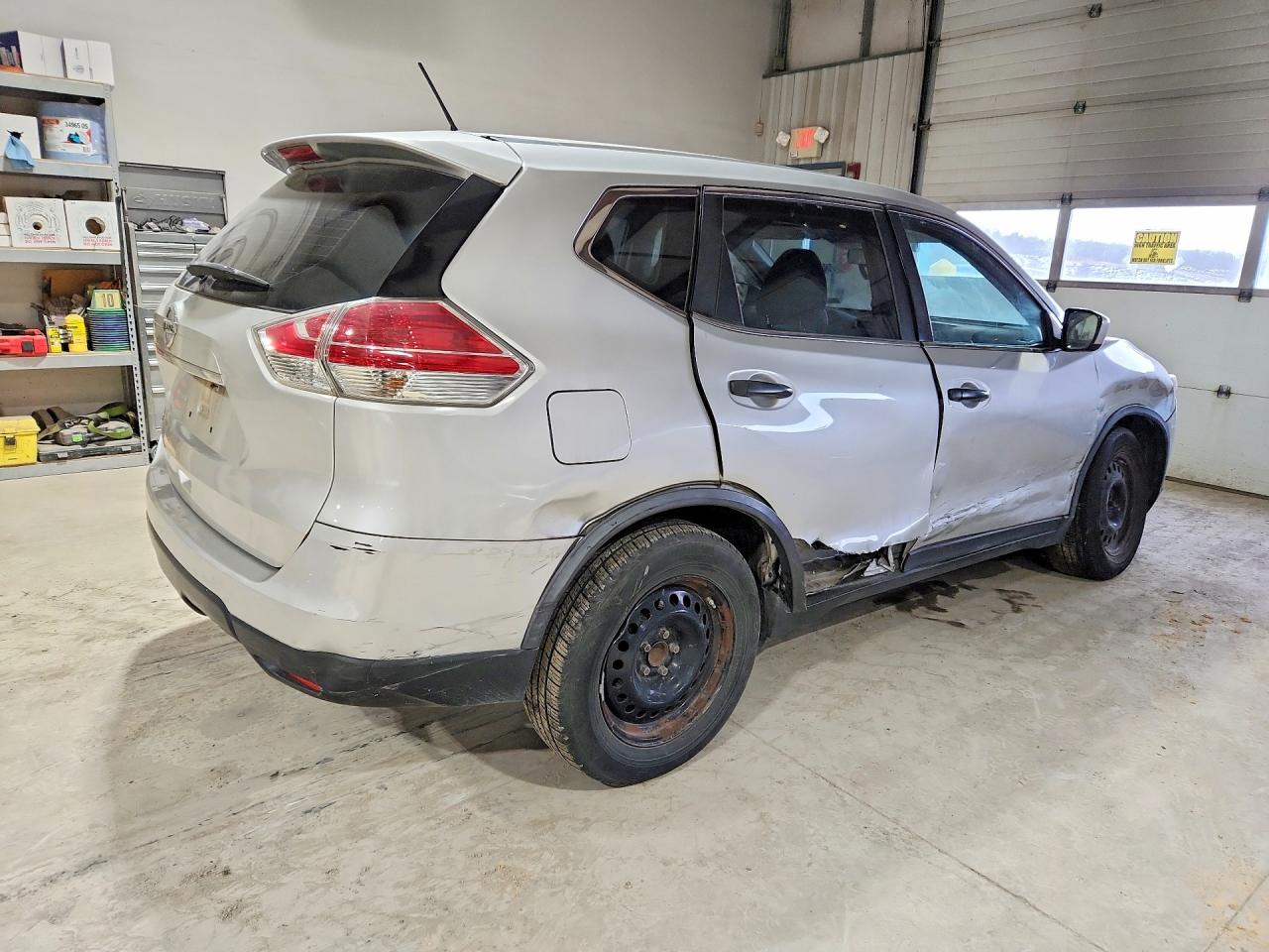 2016 NISSAN ROGUE S photo 3