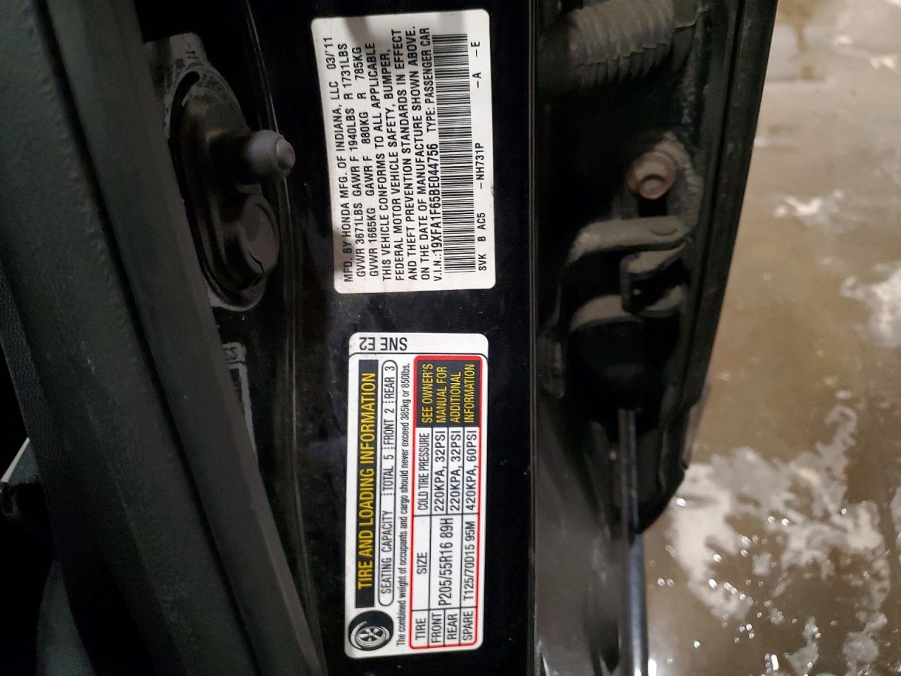 2011 HONDA CIVIC LX-S photo 13