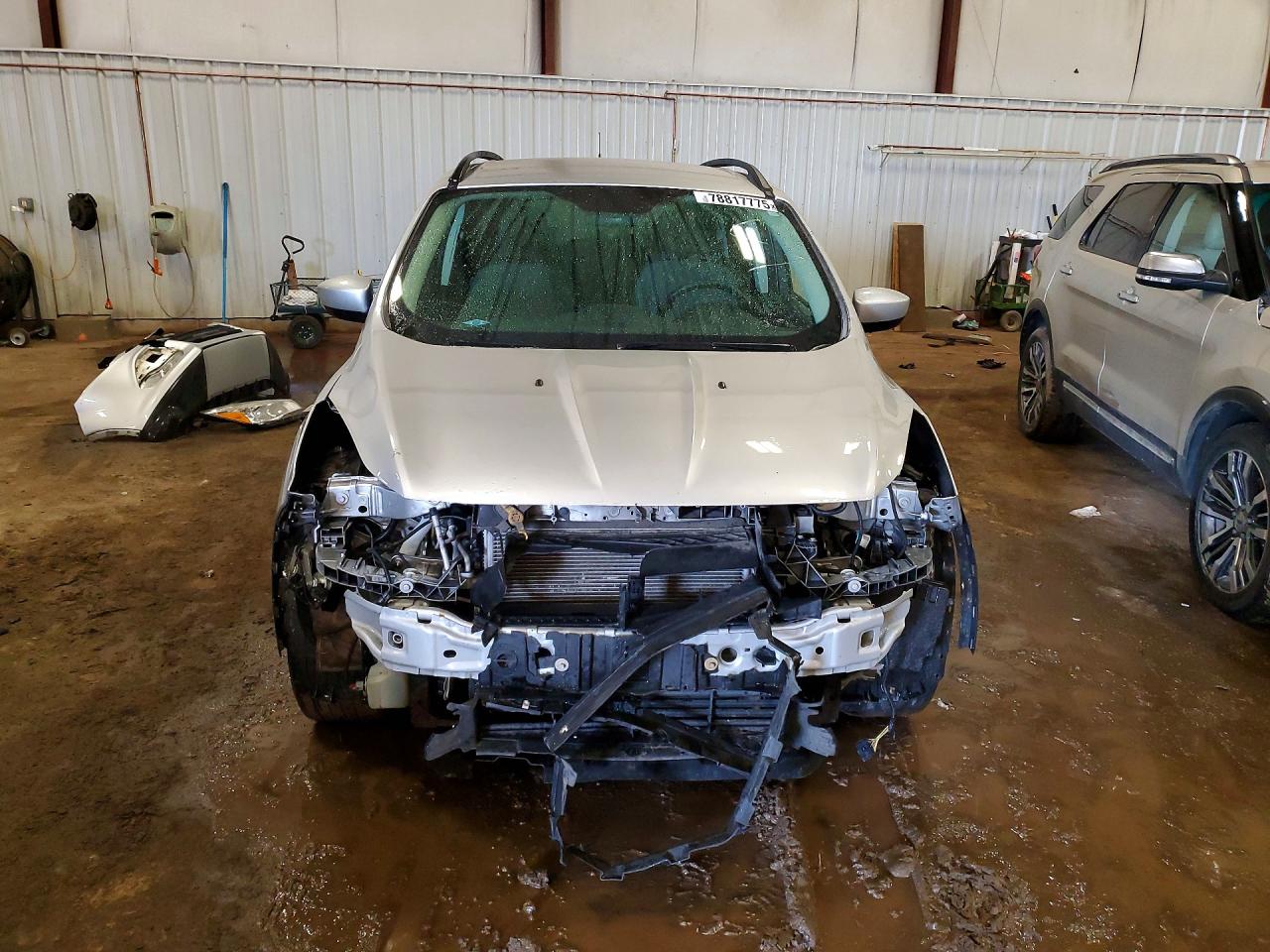 2016 FORD ESCAPE SE photo 9