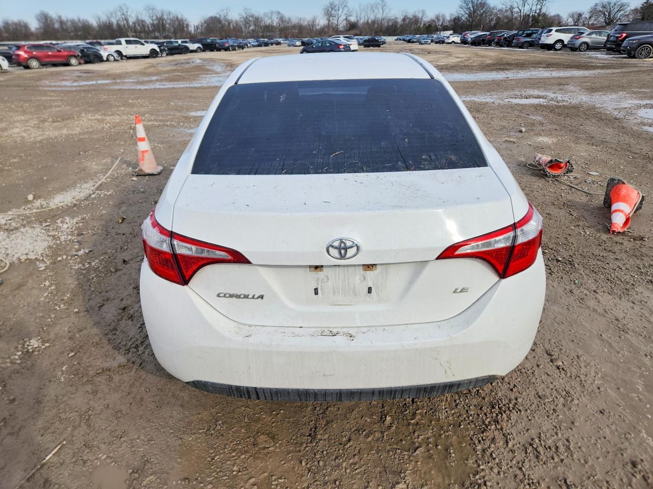 2015 TOYOTA COROLLA LE photo 6