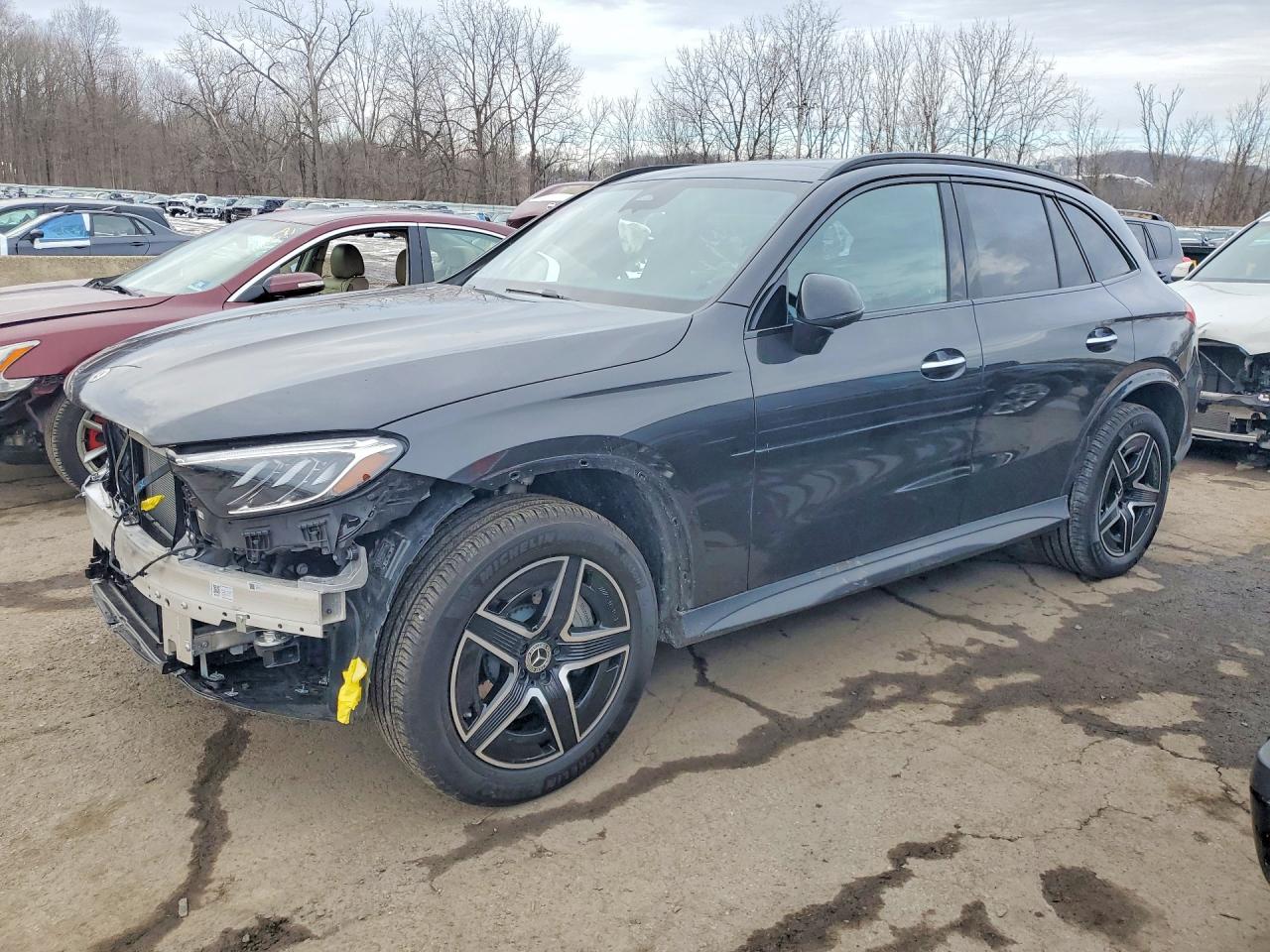 2025 MERCEDES-BENZ GLC