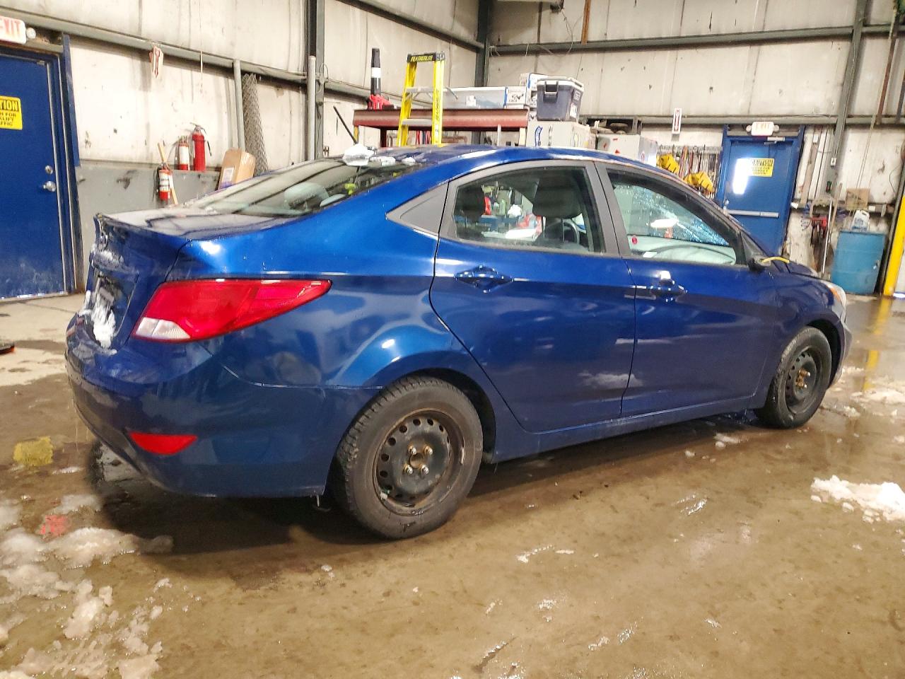 2017 HYUNDAI ACCENT SE photo 3