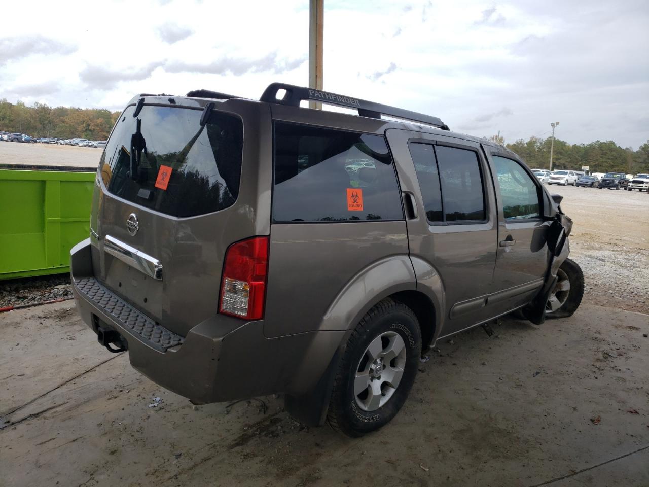 2006 NISSAN PATHFINDER LE photo 3