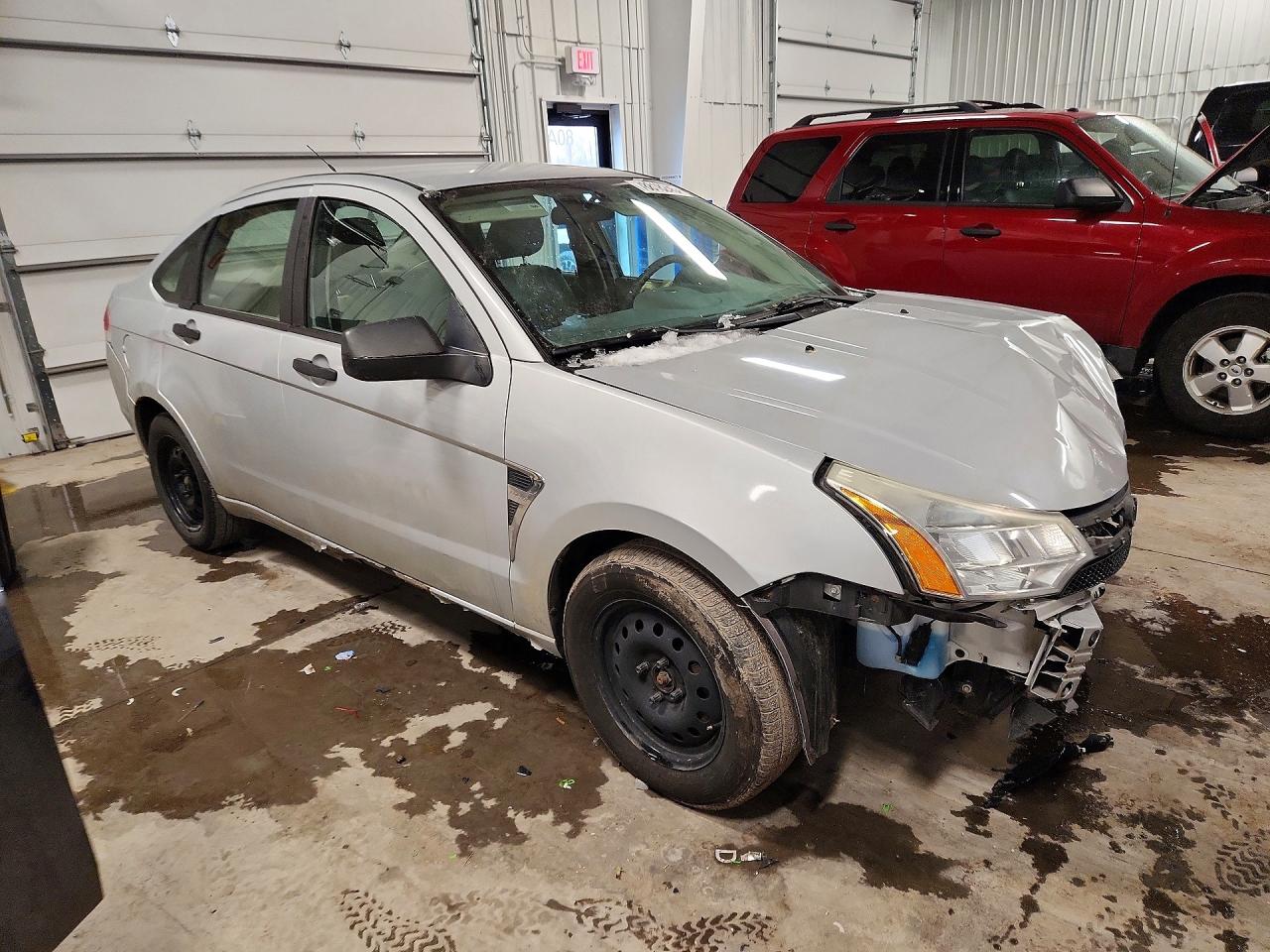 2008 FORD FOCUS SE photo 4