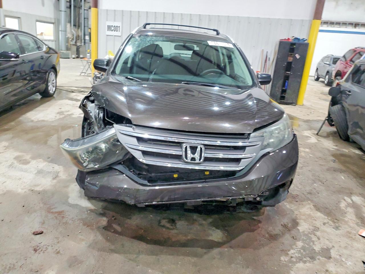 2014 HONDA CR-V LX photo 5