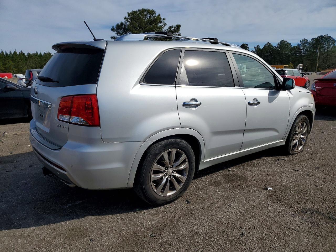 2012 KIA SORENTO SX photo 5